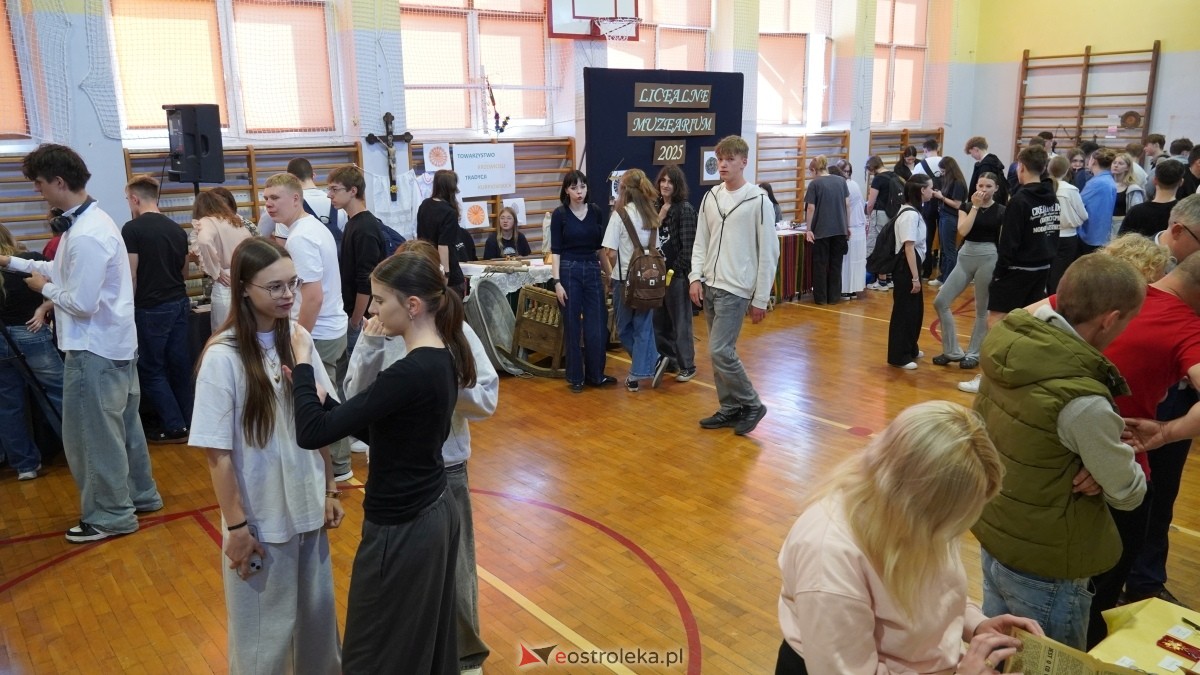 Licealne Muzearia 2025 w II LO w Ostrołęce [27.05.2025] - zdjęcie #2 - eOstroleka.pl