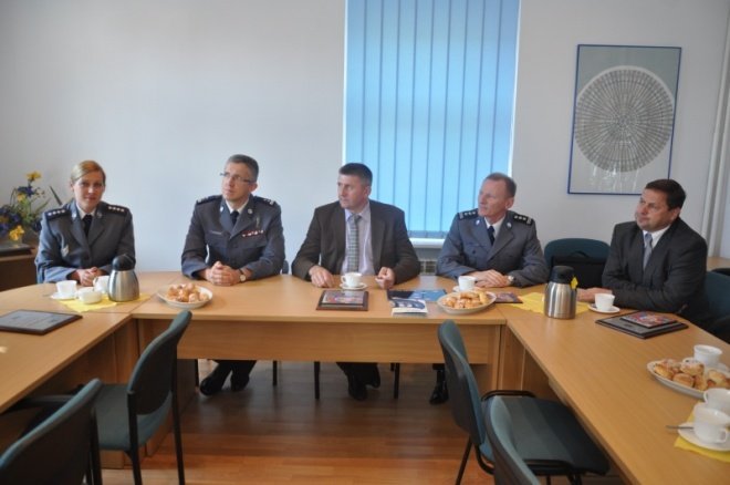 Podsumowanie VI przystanku PaT w starostwie powiatowym (28.IX.2011) - zdjęcie #8 - eOstroleka.pl