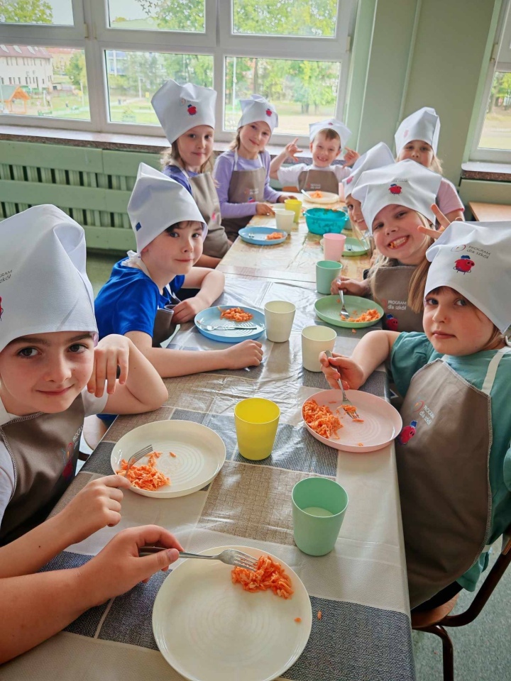 Warsztaty żywieniowe w Szkole Podstawowej nr 10 w Ostrołęce  - zdjęcie #38 - eOstroleka.pl