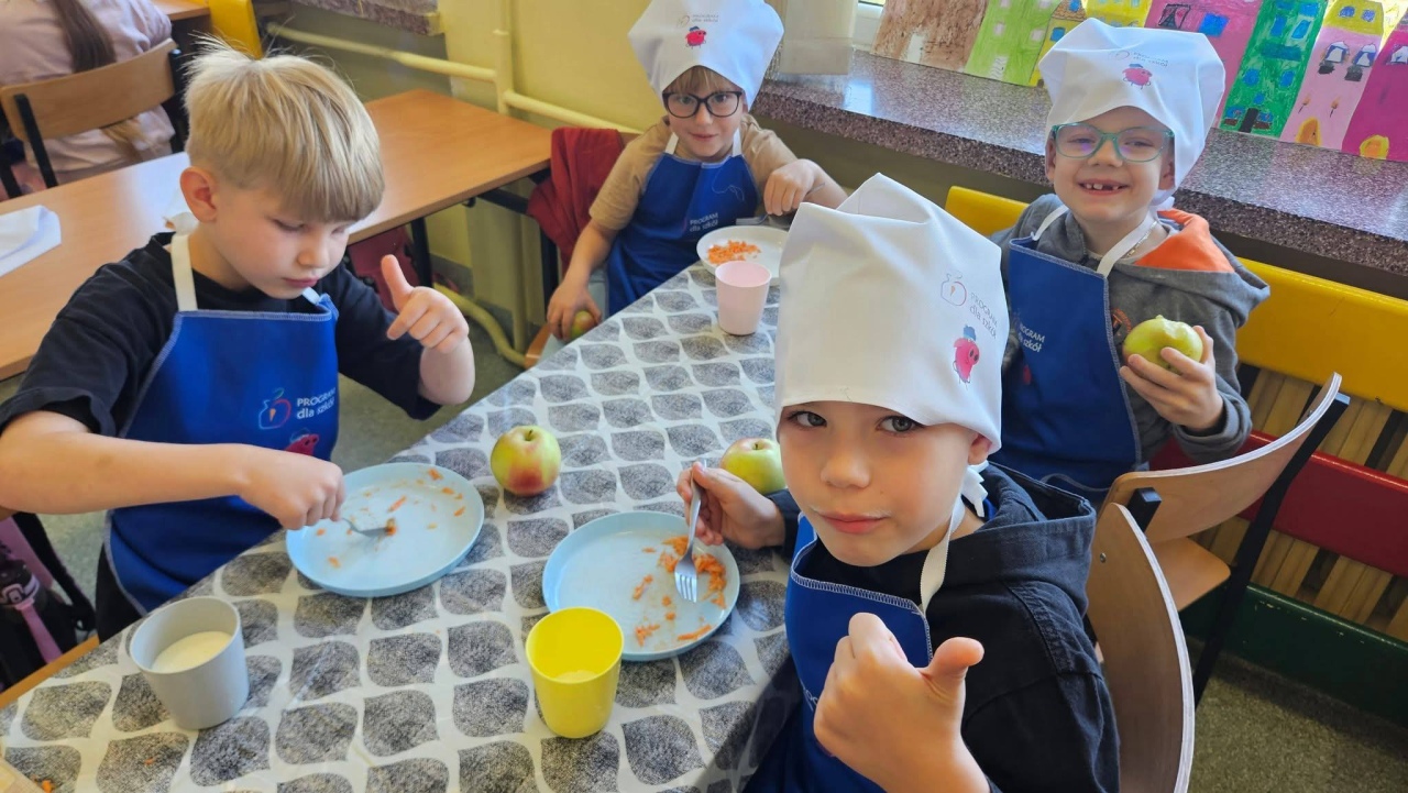 Warsztaty żywieniowe w Szkole Podstawowej nr 10 w Ostrołęce  - zdjęcie #21 - eOstroleka.pl