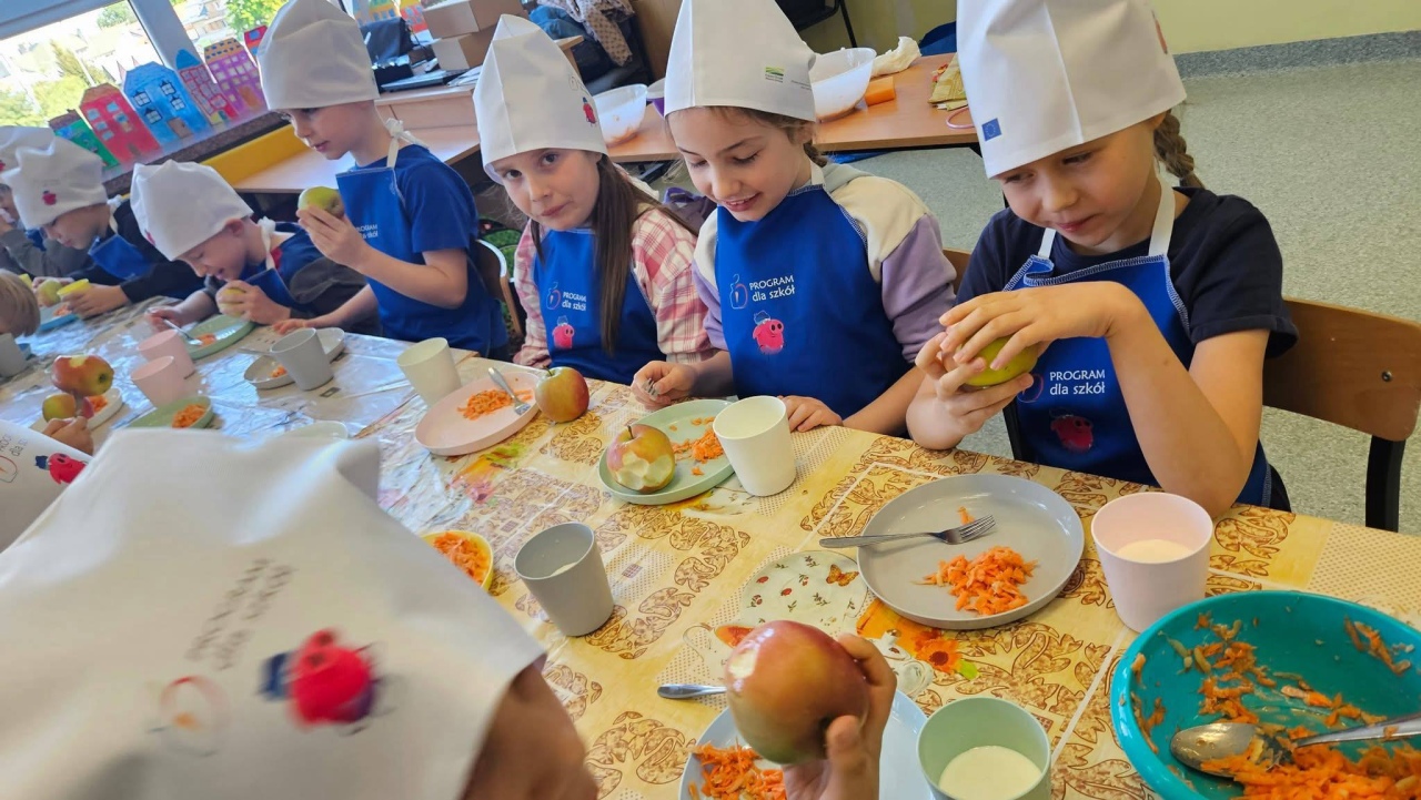Warsztaty żywieniowe w Szkole Podstawowej nr 10 w Ostrołęce  - zdjęcie #1 - eOstroleka.pl
