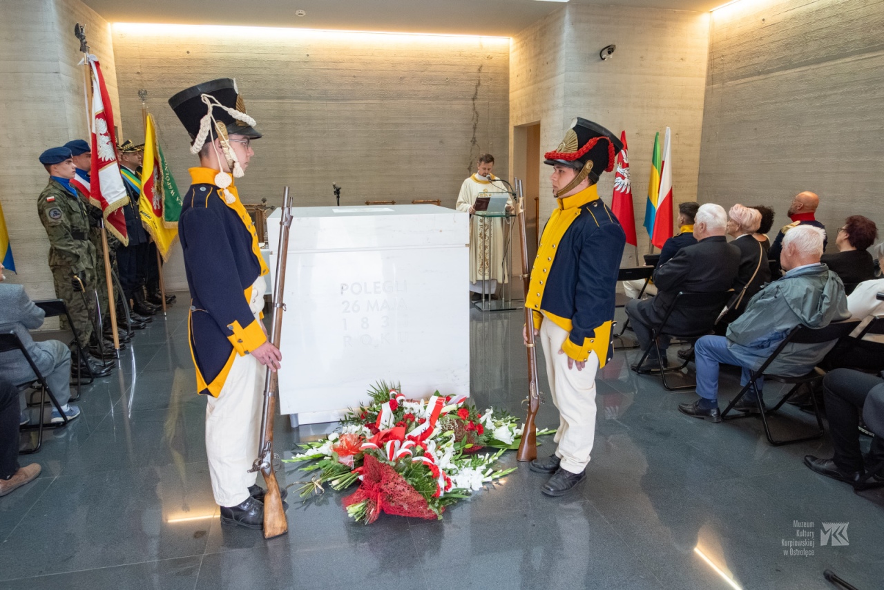 Dni Ostrołęki 2025 oficjalnie zakończone – uroczysta msza i wystawa w Mauzoleum [27.05.2025] - zdjęcie #24 - eOstroleka.pl