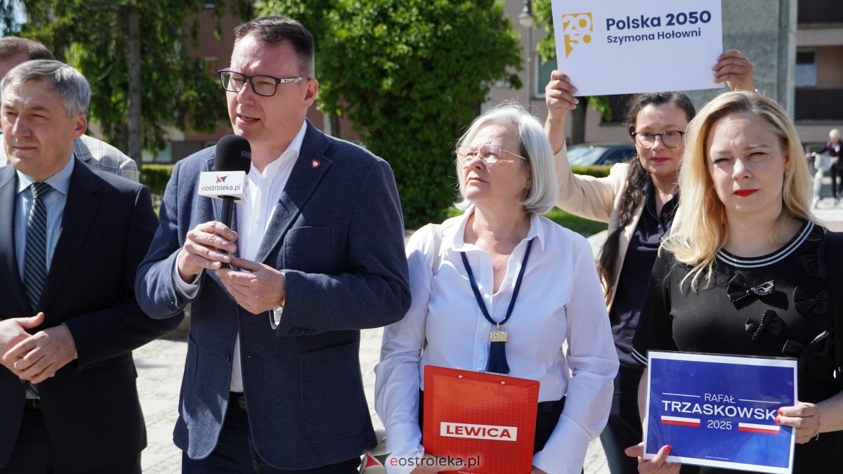 KO, Polska 2050, Lewica i PSL wspierają Trzaskowskiego - konferencja na Placu Bema w Ostrołęce [27.05.2025] - zdjęcie #8 - eOstroleka.pl