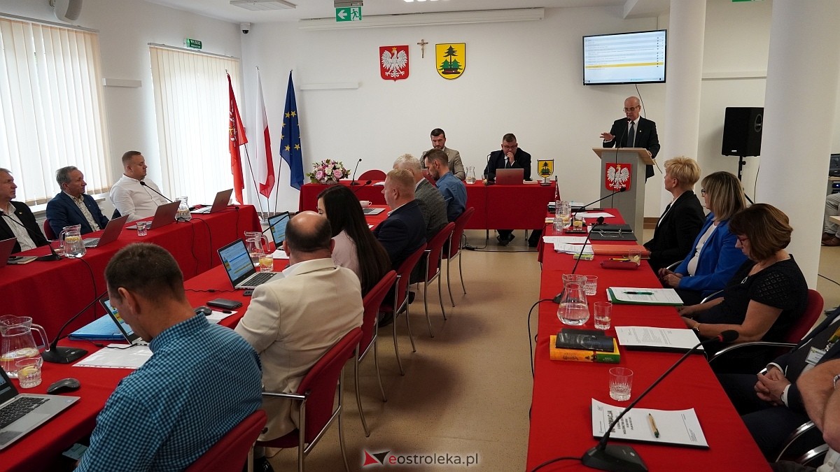  Dzień Samorządowca w Gminie Lelis i promocja monografii Dzieje Lelisa i okolic [27.05.2025] - zdjęcie #75 - eOstroleka.pl