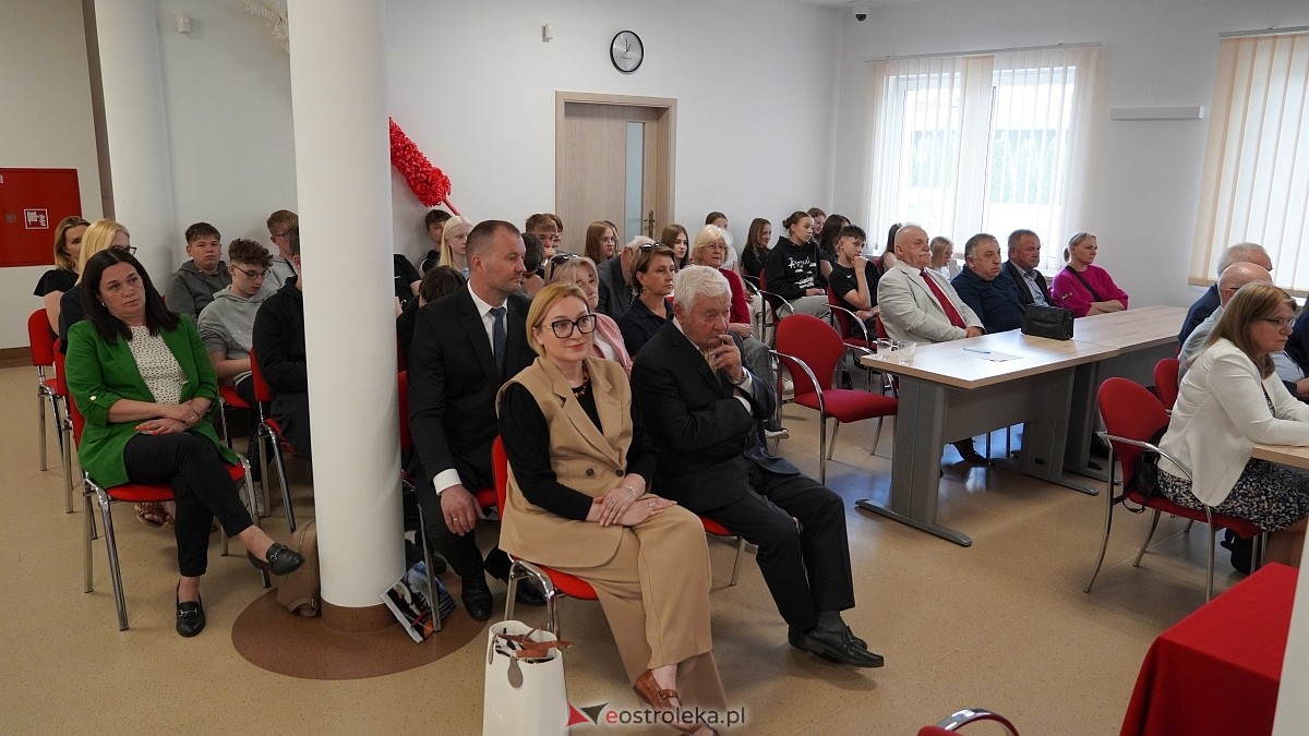  Dzień Samorządowca w Gminie Lelis i promocja monografii Dzieje Lelisa i okolic [27.05.2025] - zdjęcie #71 - eOstroleka.pl