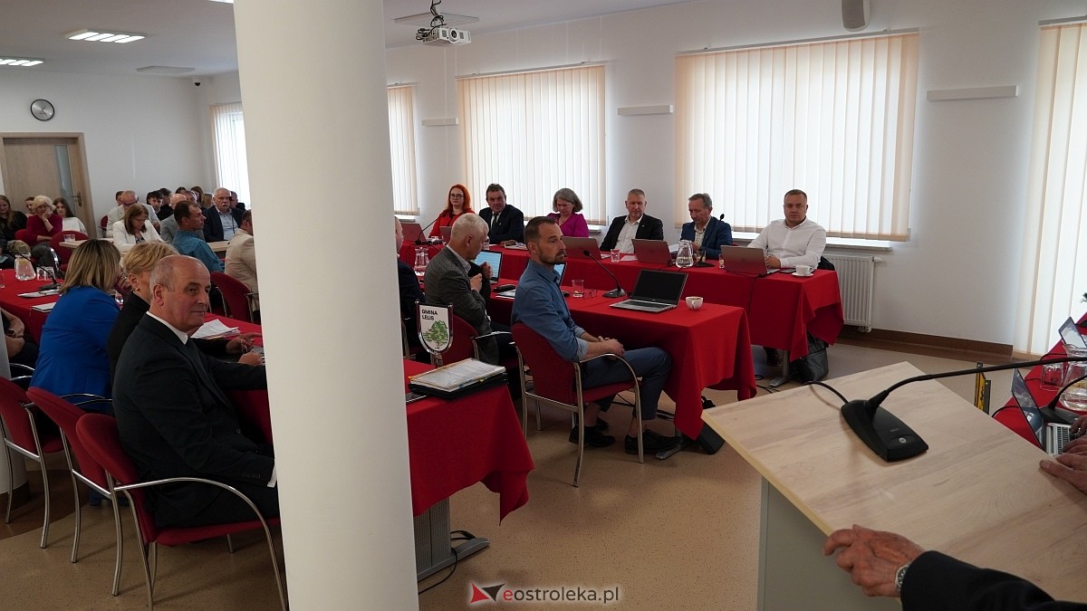  Dzień Samorządowca w Gminie Lelis i promocja monografii Dzieje Lelisa i okolic [27.05.2025] - zdjęcie #42 - eOstroleka.pl