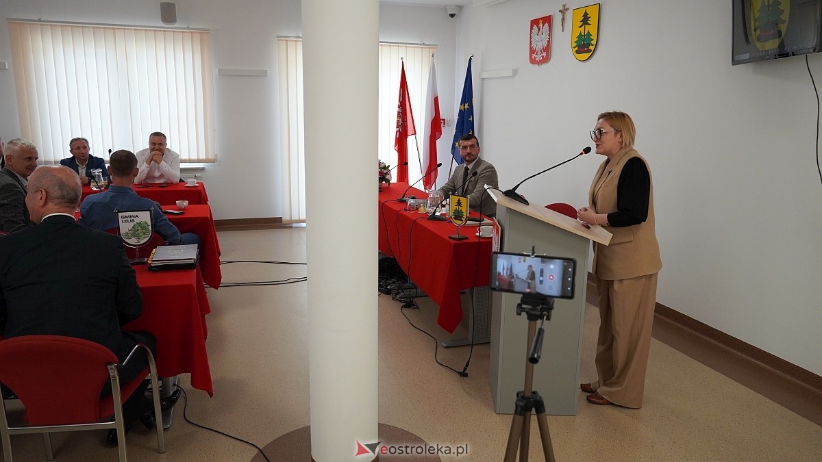  Dzień Samorządowca w Gminie Lelis i promocja monografii Dzieje Lelisa i okolic [27.05.2025] - zdjęcie #28 - eOstroleka.pl