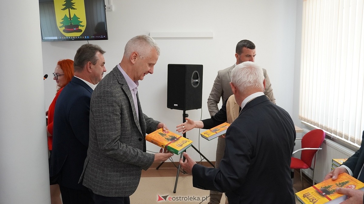  Dzień Samorządowca w Gminie Lelis i promocja monografii Dzieje Lelisa i okolic [27.05.2025] - zdjęcie #47 - eOstroleka.pl