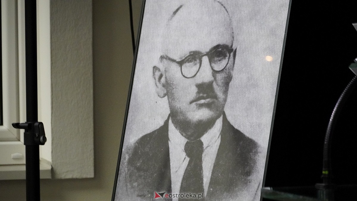 Konferencja Adam Chętnik – badacz pogranicza” w Muzeum Kultury Kurpiowskiej [28.05.2025] - zdjęcie #12 - eOstroleka.pl