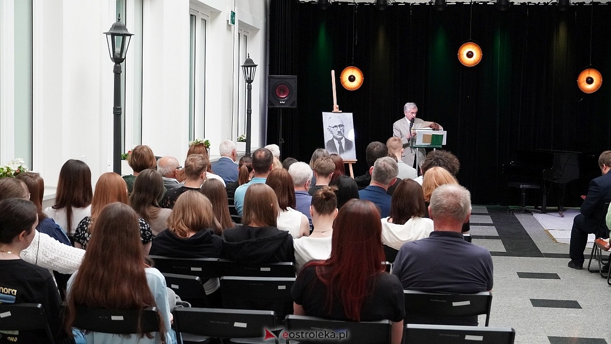 Konferencja Adam Chętnik – badacz pogranicza” w Muzeum Kultury Kurpiowskiej [28.05.2025] - zdjęcie #2 - eOstroleka.pl