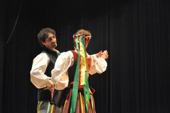 Polskie impresje taneczne - spotaknia z muzyką w OCK (28.IX.2011) - zdjęcie #19 - eOstroleka.pl