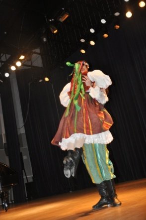 Polskie impresje taneczne - spotaknia z muzyką w OCK (28.IX.2011) - zdjęcie #16 - eOstroleka.pl