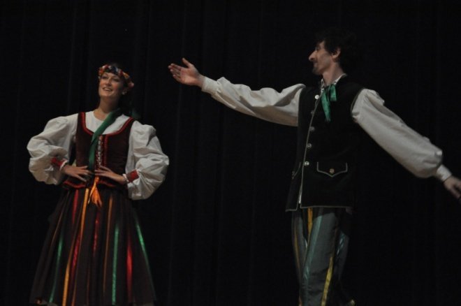 Polskie impresje taneczne - spotaknia z muzyką w OCK (28.IX.2011) - zdjęcie #6 - eOstroleka.pl