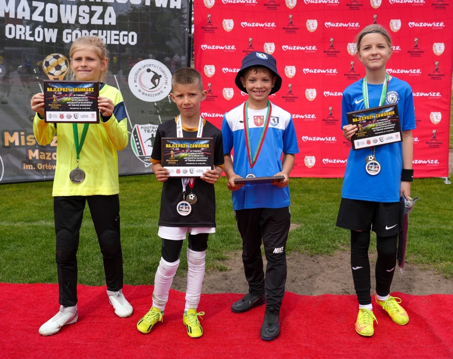 Sukcesy młodych piłkarzy AMP Ostrołęka [29.05.2025] - zdjęcie #32 - eOstroleka.pl