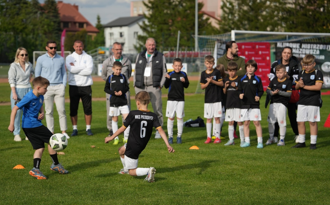 Sukcesy młodych piłkarzy AMP Ostrołęka [29.05.2025] - zdjęcie #18 - eOstroleka.pl
