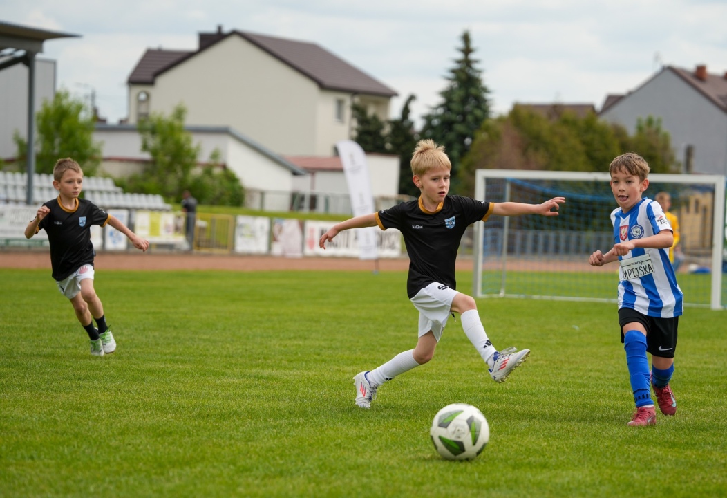 Sukcesy młodych piłkarzy AMP Ostrołęka [29.05.2025] - zdjęcie #17 - eOstroleka.pl