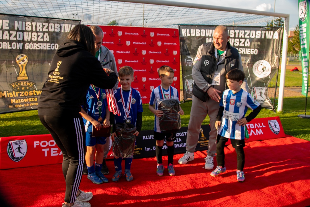 Sukcesy młodych piłkarzy AMP Ostrołęka [29.05.2025] - zdjęcie #11 - eOstroleka.pl