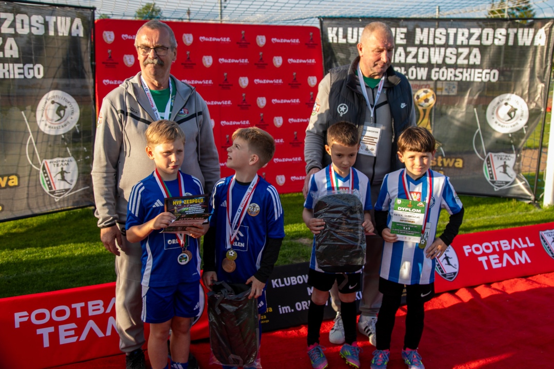 Sukcesy młodych piłkarzy AMP Ostrołęka [29.05.2025] - zdjęcie #10 - eOstroleka.pl