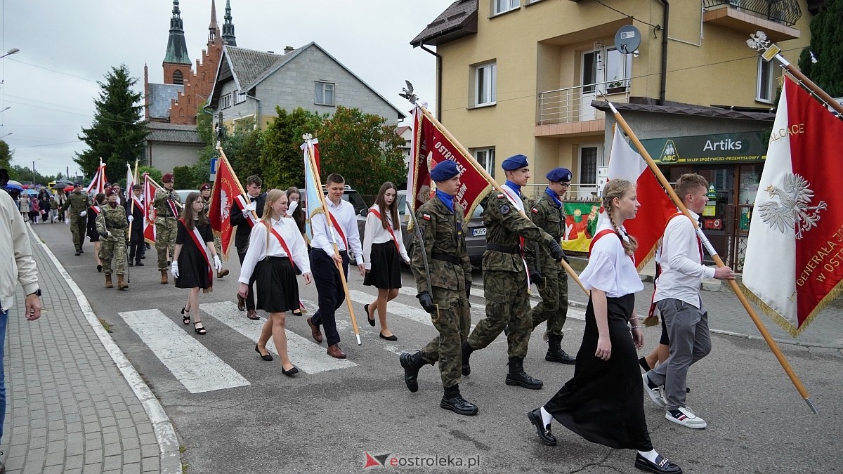 Jubileusz 65-lecia w Szkole Podstawowej im. Gen. Józefa Bema w Rzekuniu [29.05.2025]  - zdjęcie #239 - eOstroleka.pl