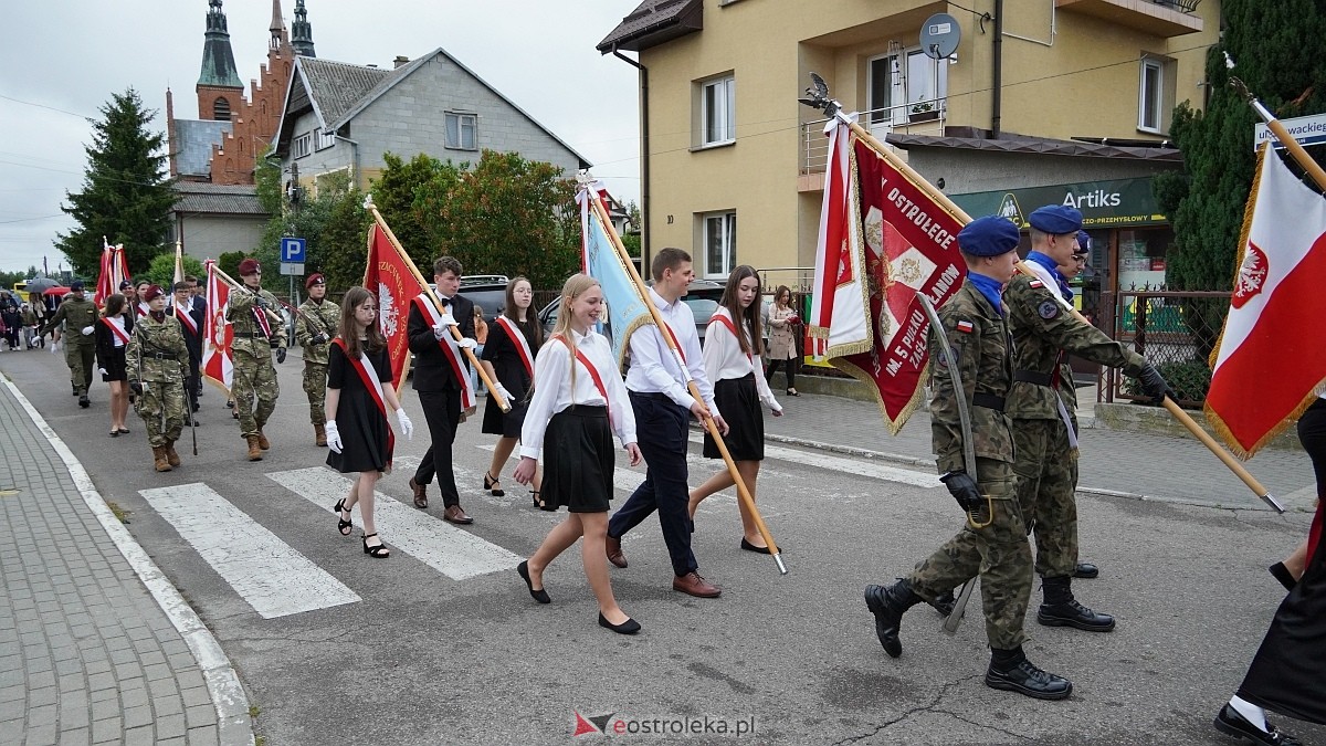 Jubileusz 65-lecia w Szkole Podstawowej im. Gen. Józefa Bema w Rzekuniu [29.05.2025]  - zdjęcie #238 - eOstroleka.pl