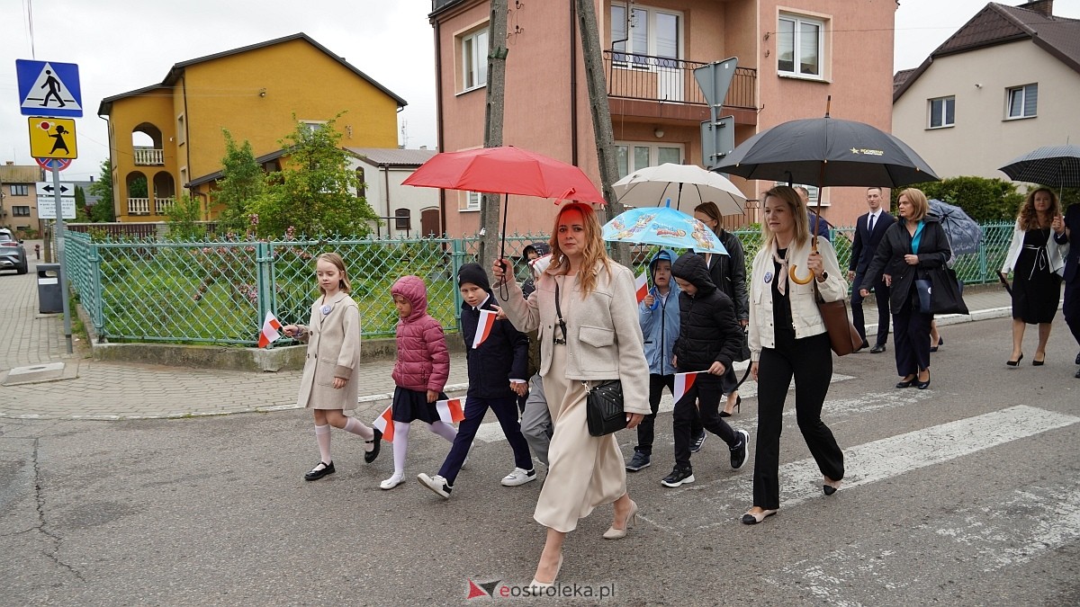 Jubileusz 65-lecia w Szkole Podstawowej im. Gen. Józefa Bema w Rzekuniu [29.05.2025]  - zdjęcie #232 - eOstroleka.pl