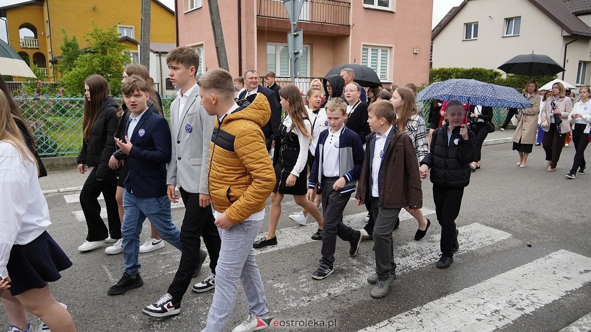 Jubileusz 65-lecia w Szkole Podstawowej im. Gen. Józefa Bema w Rzekuniu [29.05.2025]  - zdjęcie #212 - eOstroleka.pl
