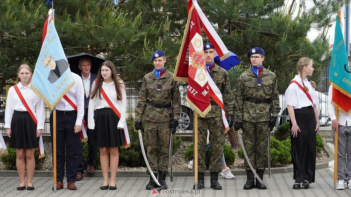 Jubileusz 65-lecia w Szkole Podstawowej im. Gen. Józefa Bema w Rzekuniu [29.05.2025]  - zdjęcie #196 - eOstroleka.pl