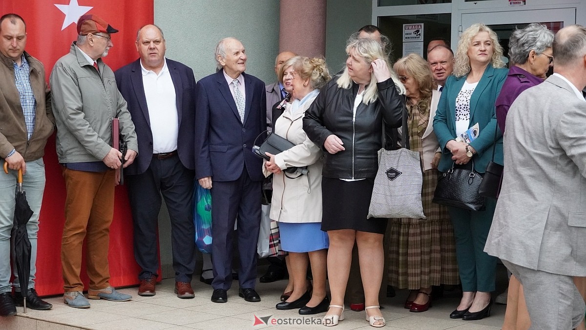 Jubileusz 65-lecia w Szkole Podstawowej im. Gen. Józefa Bema w Rzekuniu [29.05.2025]  - zdjęcie #190 - eOstroleka.pl