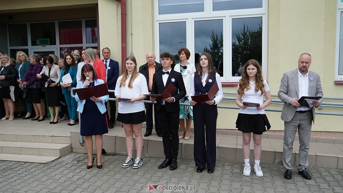 Jubileusz 65-lecia w Szkole Podstawowej im. Gen. Józefa Bema w Rzekuniu [29.05.2025]  - zdjęcie #171 - eOstroleka.pl