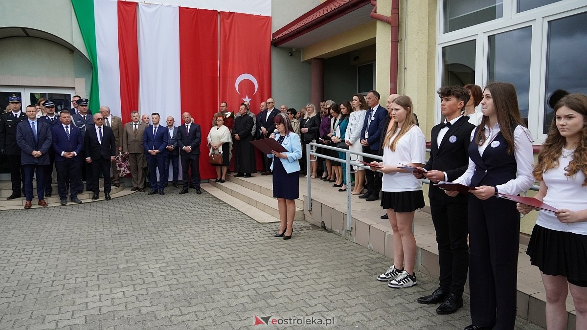Jubileusz 65-lecia w Szkole Podstawowej im. Gen. Józefa Bema w Rzekuniu [29.05.2025]  - zdjęcie #166 - eOstroleka.pl