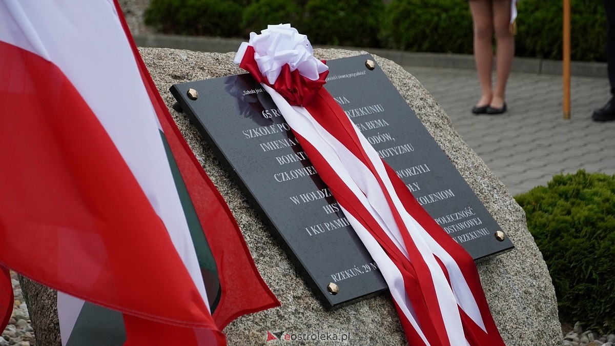 Jubileusz 65-lecia w Szkole Podstawowej im. Gen. Józefa Bema w Rzekuniu [29.05.2025]  - zdjęcie #157 - eOstroleka.pl