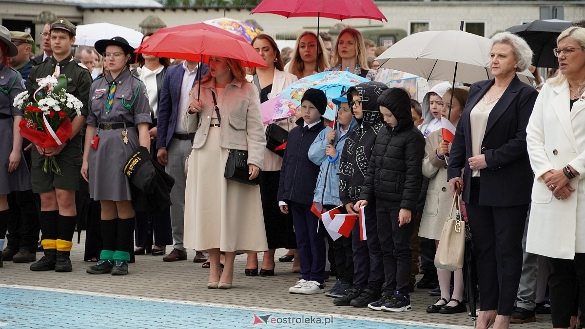 Jubileusz 65-lecia w Szkole Podstawowej im. Gen. Józefa Bema w Rzekuniu [29.05.2025]  - zdjęcie #143 - eOstroleka.pl