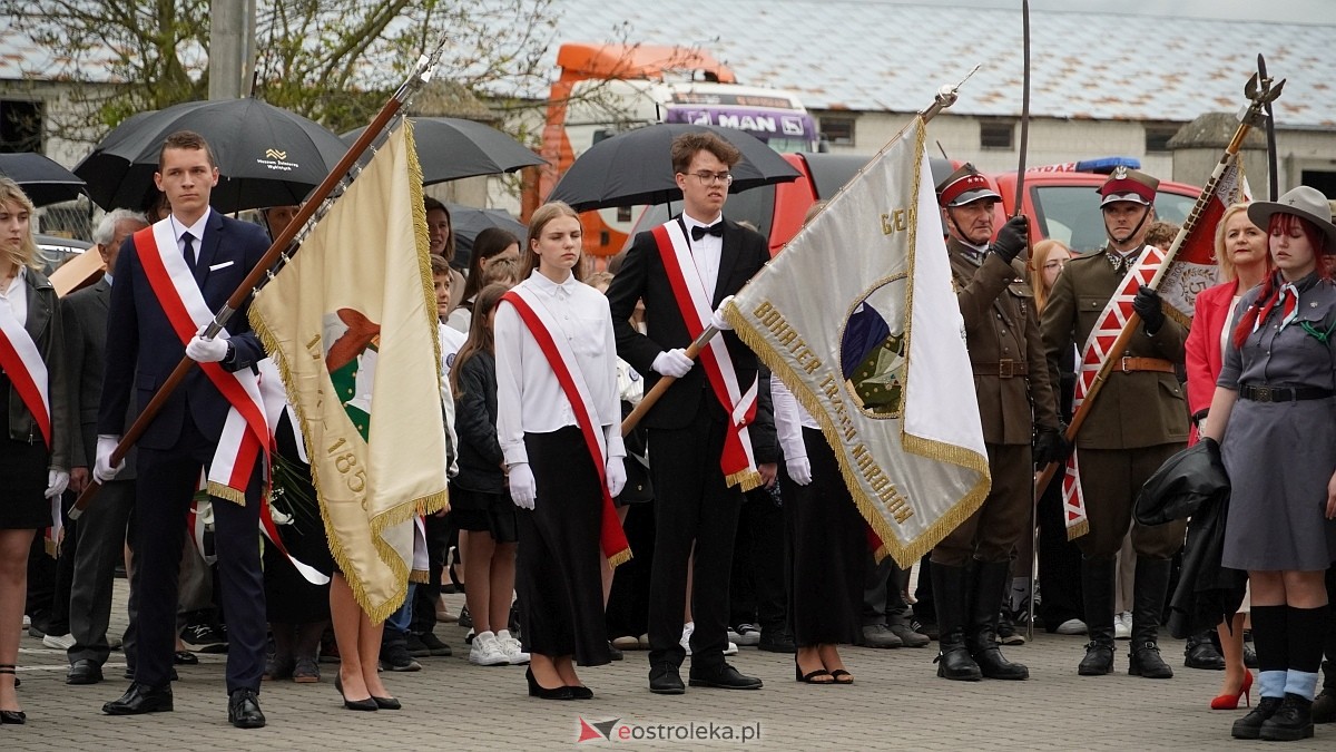 Jubileusz 65-lecia w Szkole Podstawowej im. Gen. Józefa Bema w Rzekuniu [29.05.2025]  - zdjęcie #141 - eOstroleka.pl