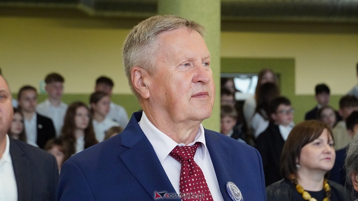 Jubileusz 65-lecia w Szkole Podstawowej im. Gen. Józefa Bema w Rzekuniu [29.05.2025]  - zdjęcie #77 - eOstroleka.pl