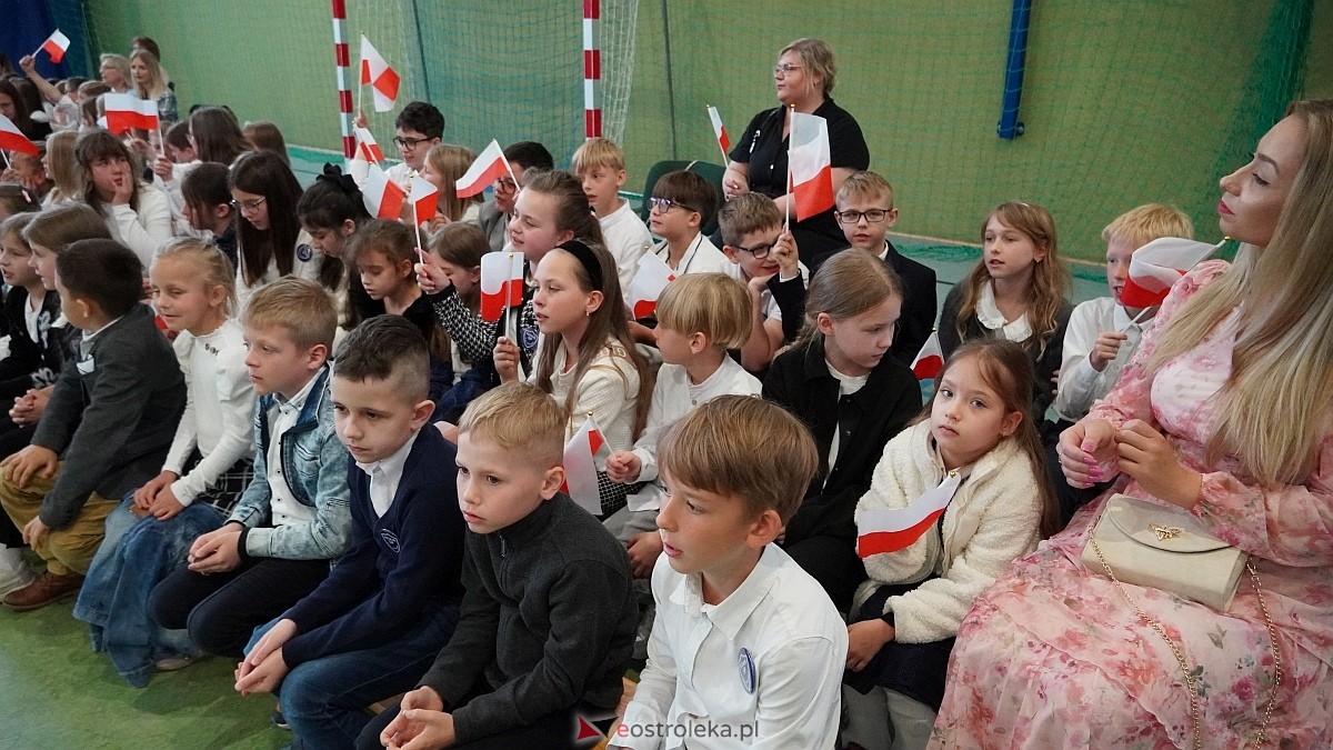 Jubileusz 65-lecia w Szkole Podstawowej im. Gen. Józefa Bema w Rzekuniu [29.05.2025]  - zdjęcie #24 - eOstroleka.pl