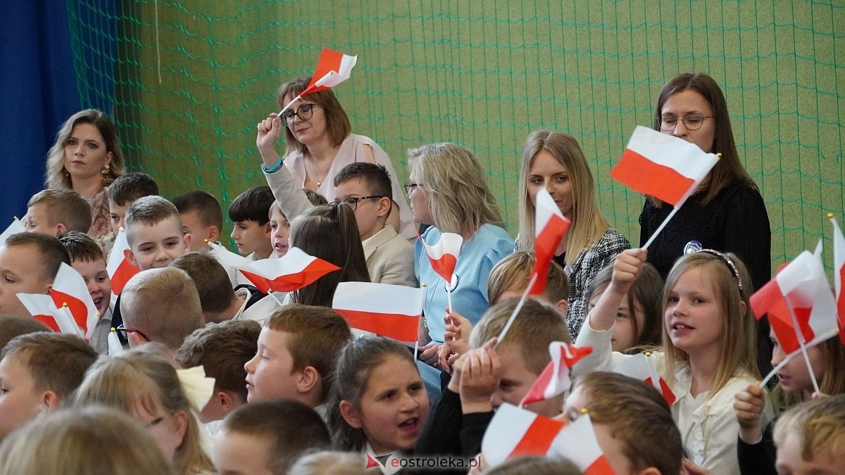 Jubileusz 65-lecia w Szkole Podstawowej im. Gen. Józefa Bema w Rzekuniu [29.05.2025]  - zdjęcie #18 - eOstroleka.pl