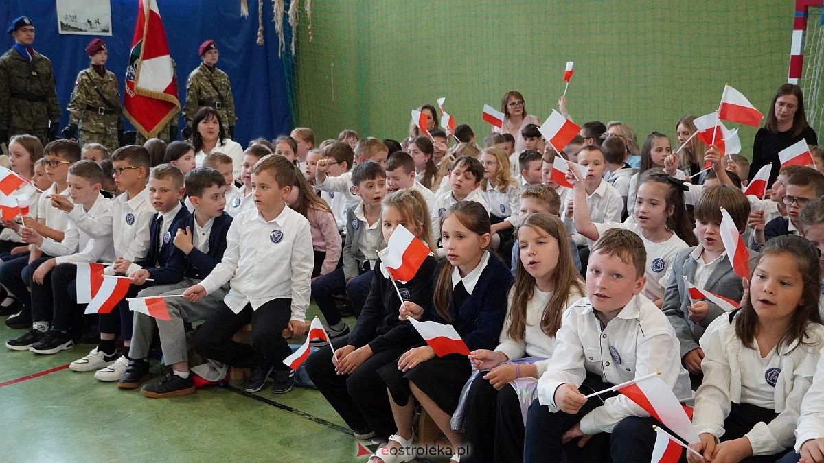 Jubileusz 65-lecia w Szkole Podstawowej im. Gen. Józefa Bema w Rzekuniu [29.05.2025]  - zdjęcie #12 - eOstroleka.pl