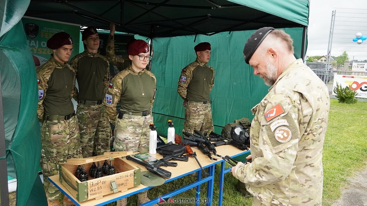 Jubileusz 65-lecia w Szkole Podstawowej im. Gen. Józefa Bema w Rzekuniu [29.05.2025]  - zdjęcie #1 - eOstroleka.pl