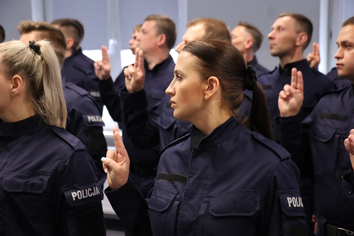 Nowi policjanci na Mazowszu (fot. KWP Radom) - zdjęcie #23 - eOstroleka.pl