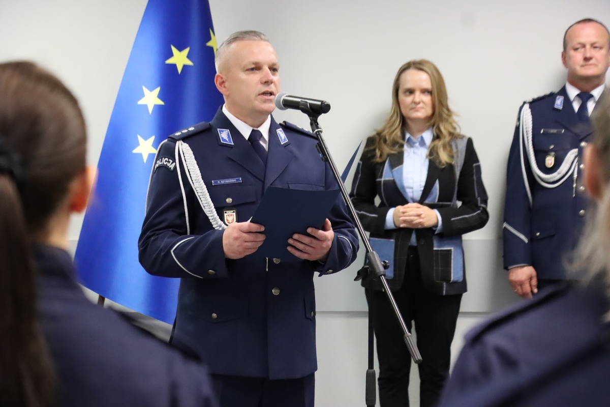 Nowi policjanci na Mazowszu (fot. KWP Radom) - zdjęcie #11 - eOstroleka.pl