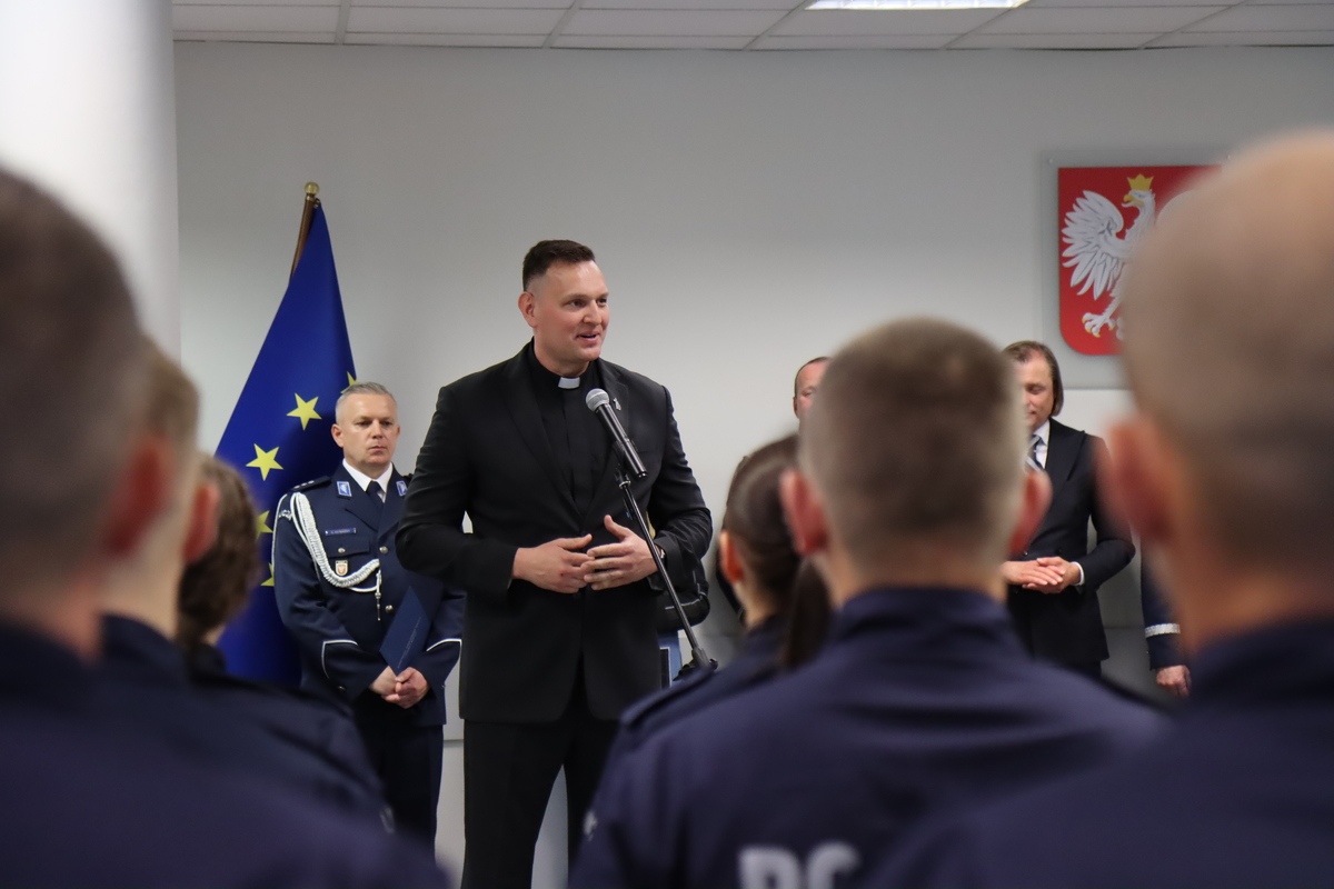 Nowi policjanci na Mazowszu (fot. KWP Radom) - zdjęcie #10 - eOstroleka.pl