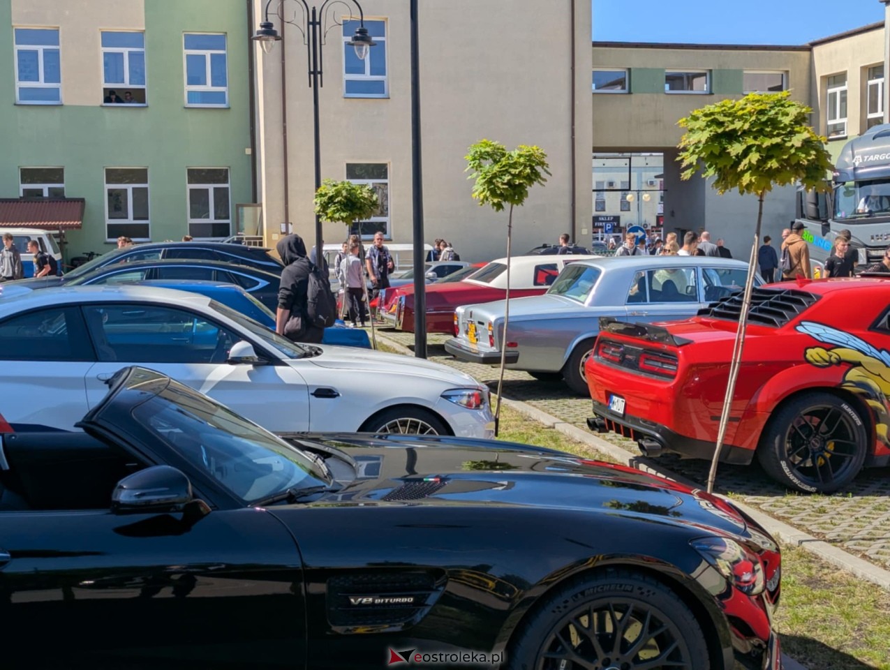 Pokaz motoryzacji w ZSZ 1 w Ostrołęce [30.05.2025] - zdjęcie #40 - eOstroleka.pl