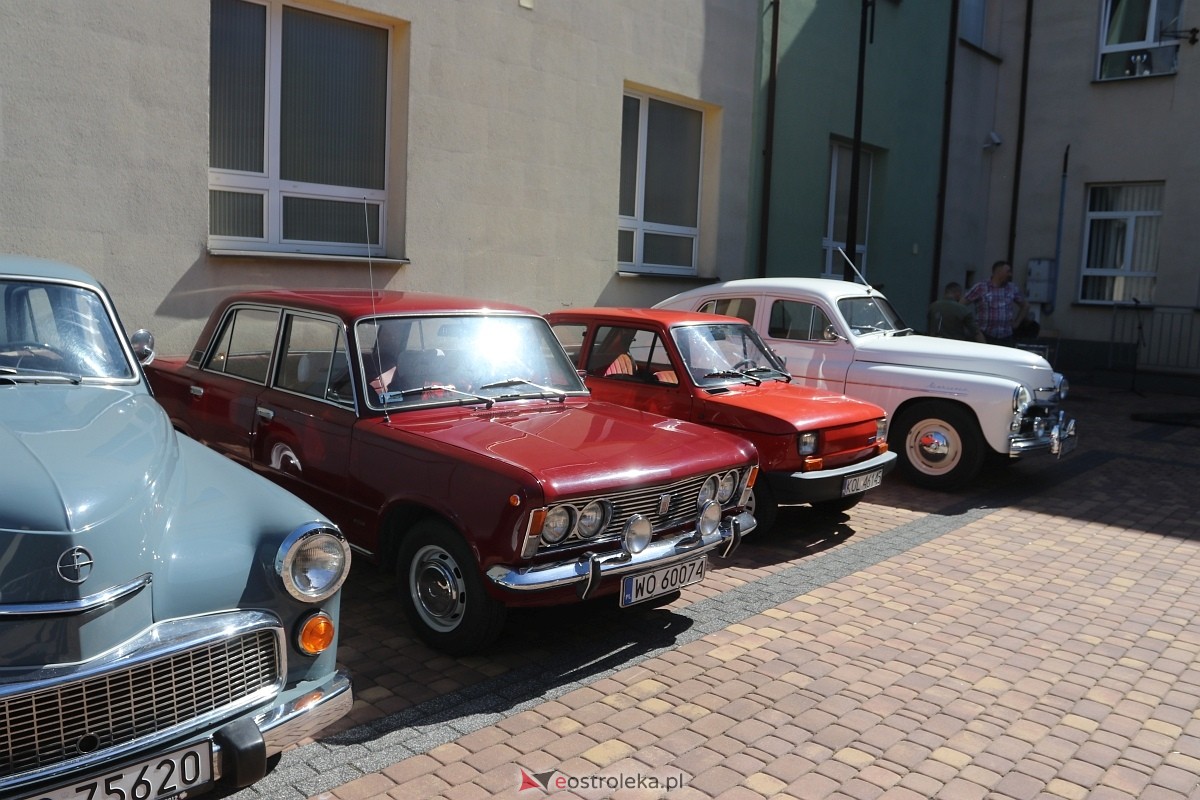 Pokaz motoryzacji w ZSZ 1 w Ostrołęce [30.05.2025] - zdjęcie #34 - eOstroleka.pl