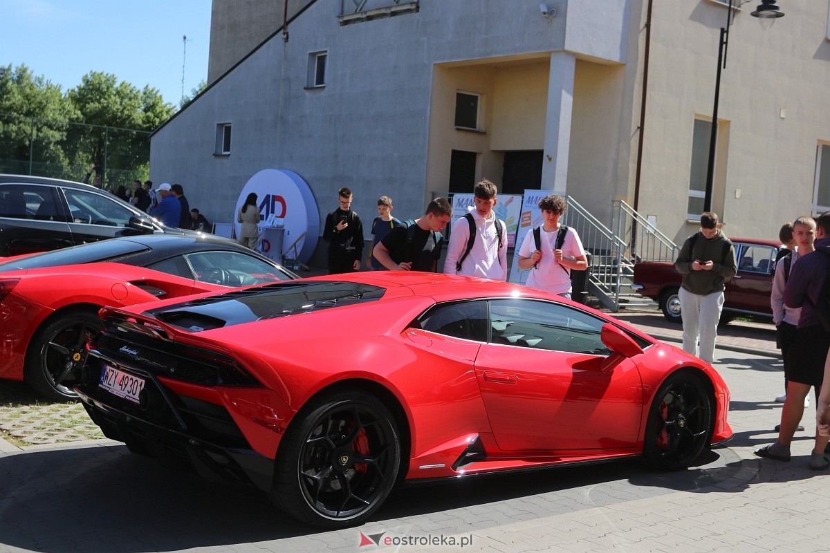 Pokaz motoryzacji w ZSZ 1 w Ostrołęce [30.05.2025] - zdjęcie #29 - eOstroleka.pl