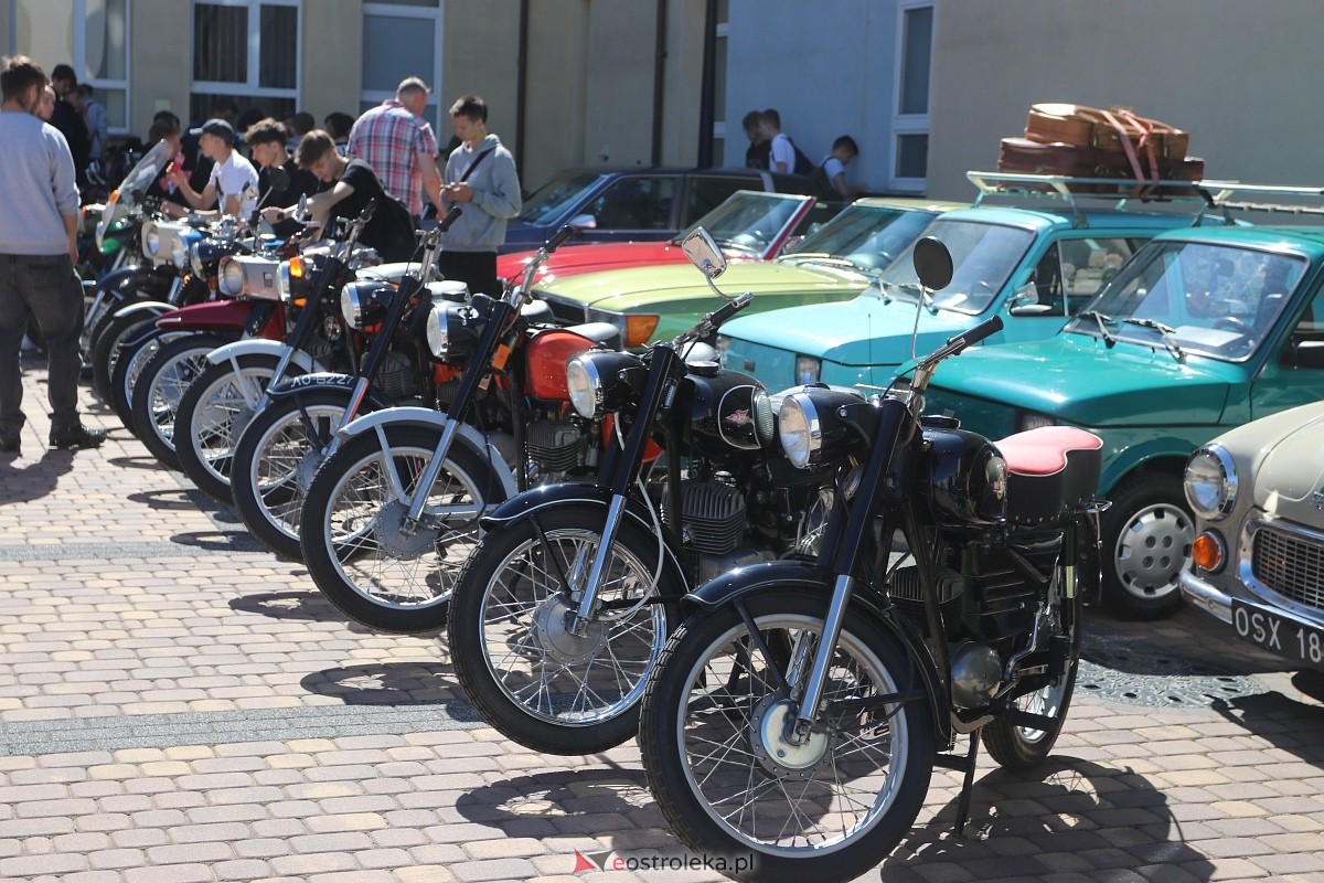 Pokaz motoryzacji w ZSZ 1 w Ostrołęce [30.05.2025] - zdjęcie #28 - eOstroleka.pl