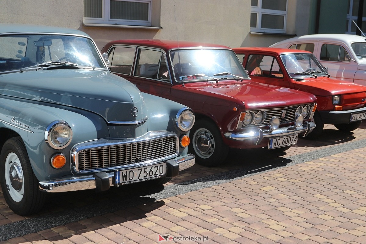 Pokaz motoryzacji w ZSZ 1 w Ostrołęce [30.05.2025] - zdjęcie #26 - eOstroleka.pl