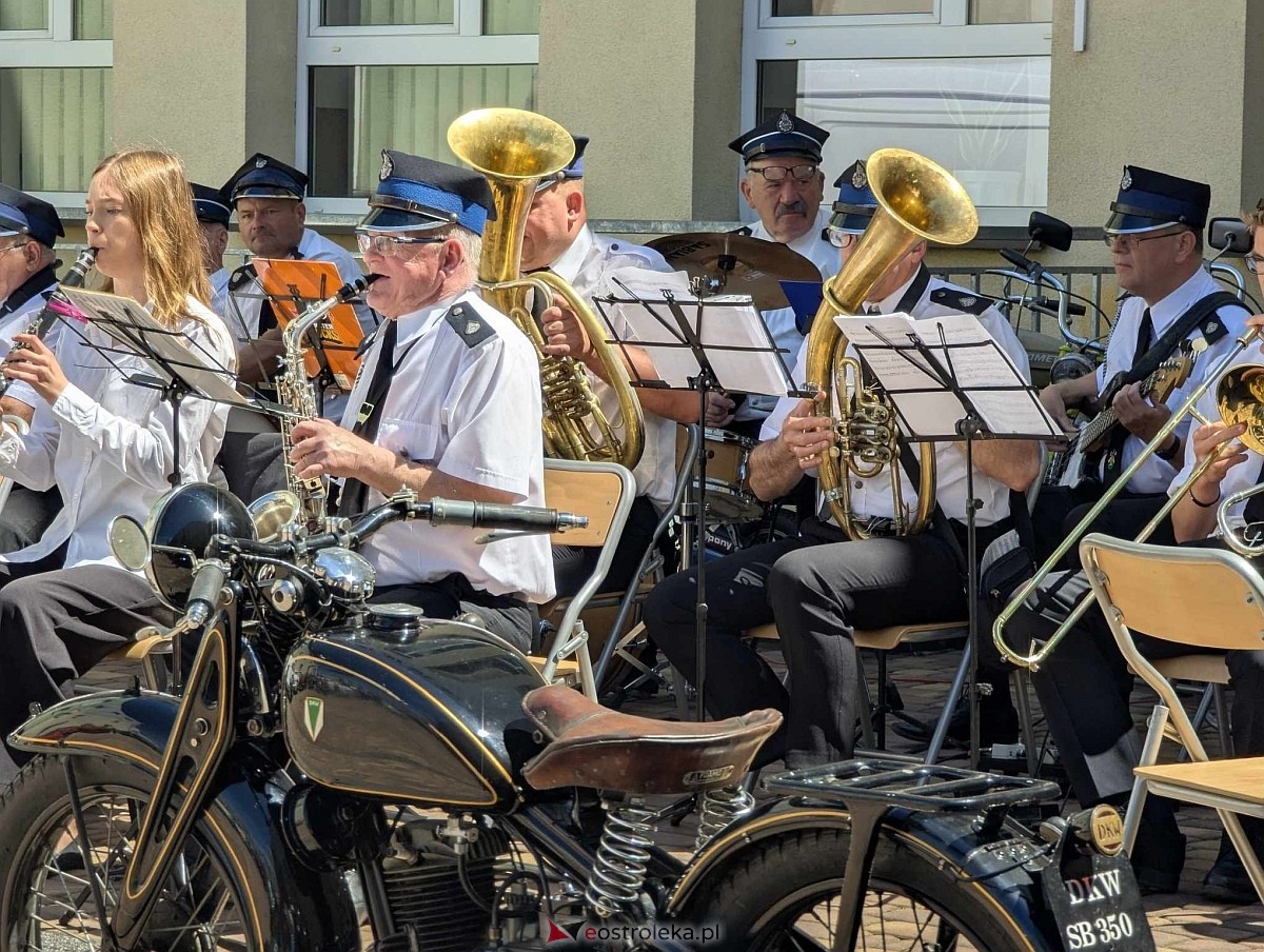 Dzień otwarty w ZSZ nr 1 - koncert orkiestry dętej OSP Ostrołęka [30.05.2025] - zdjęcie #30 - eOstroleka.pl