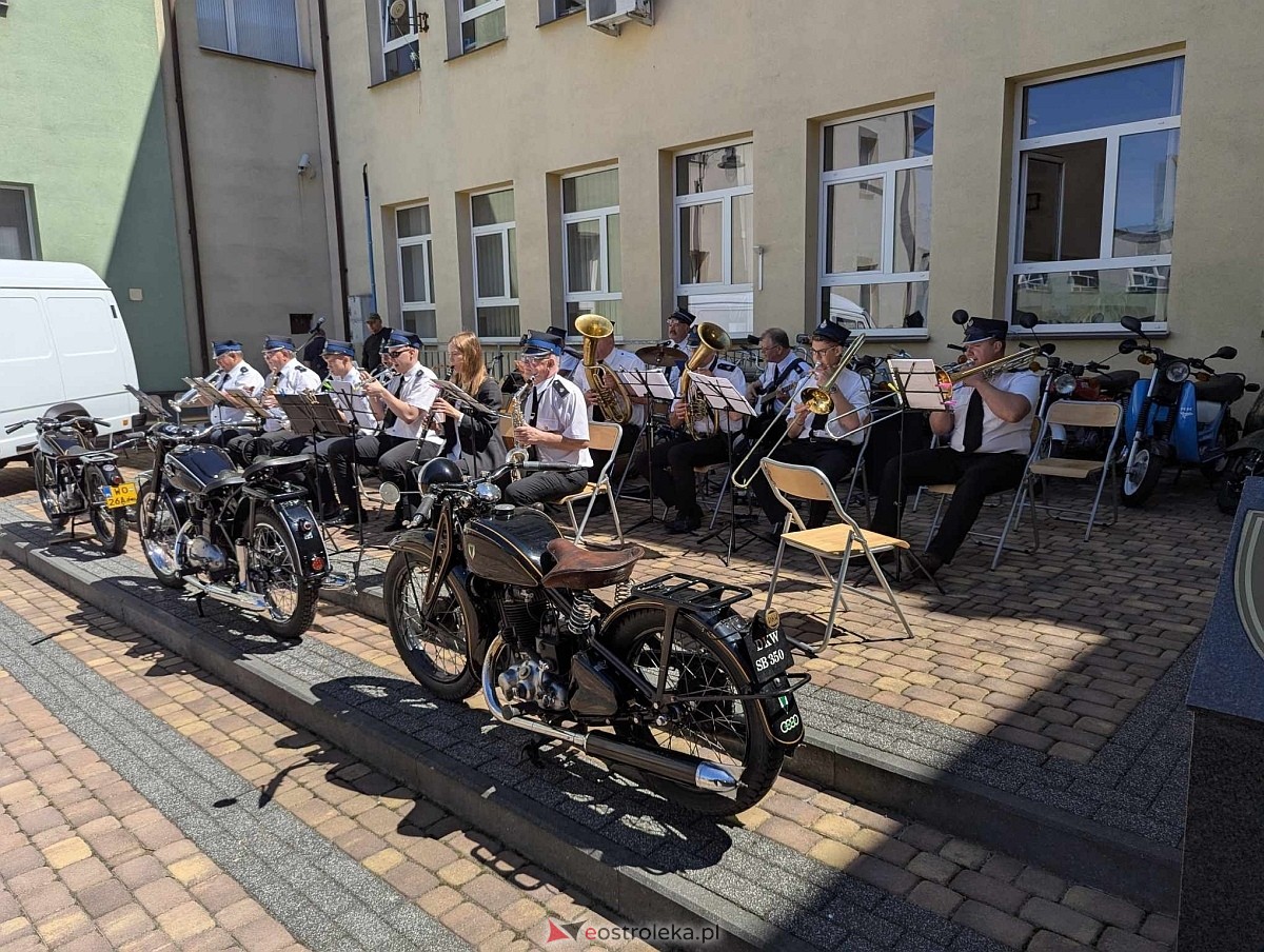 Dzień otwarty w ZSZ nr 1 - koncert orkiestry dętej OSP Ostrołęka [30.05.2025] - zdjęcie #16 - eOstroleka.pl