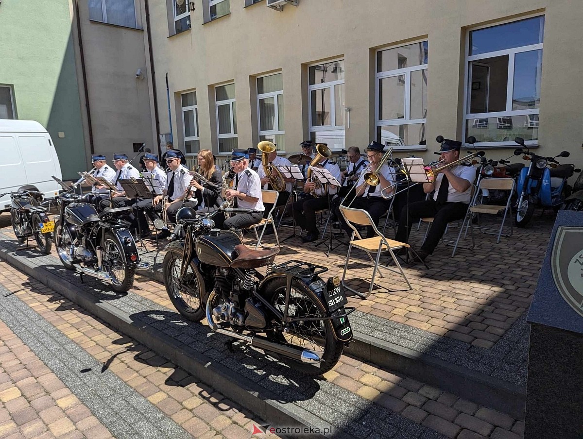 Dzień otwarty w ZSZ nr 1 - koncert orkiestry dętej OSP Ostrołęka [30.05.2025] - zdjęcie #7 - eOstroleka.pl