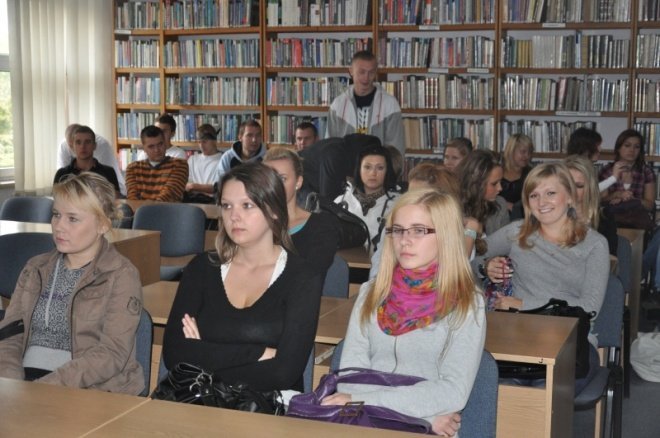 Kupiszewiada: Debata literacka „Poeci małych ojczyzn” (29.IX.2011) - zdjęcie #1 - eOstroleka.pl